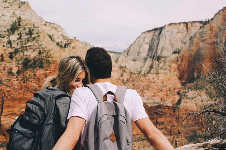 Hiking Date Guide: What To Wear & Take (Plus 4 Things NOT To Do ...